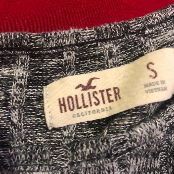 Cutout shoulder long sleeve - Picture 3 of 4